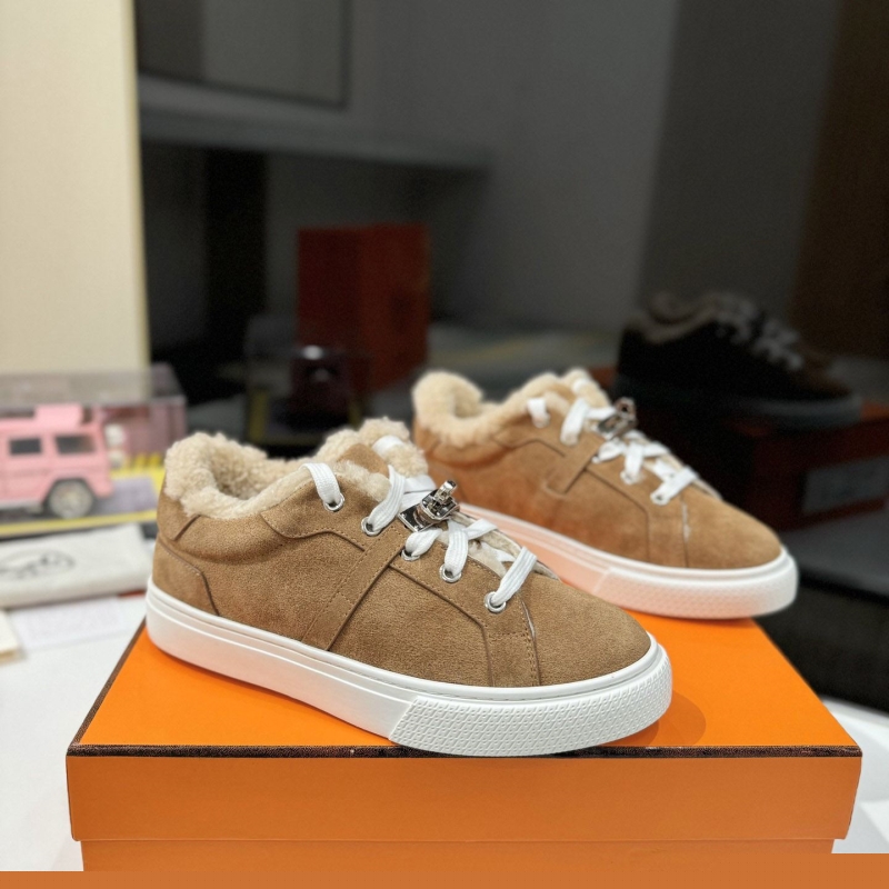 H**mes sneakers
